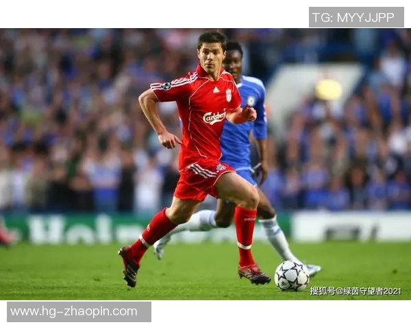 足球退役左边锋球星名单及其职业生涯精彩回顾 足球退役左边锋球星名单及其职业生涯精彩回顾